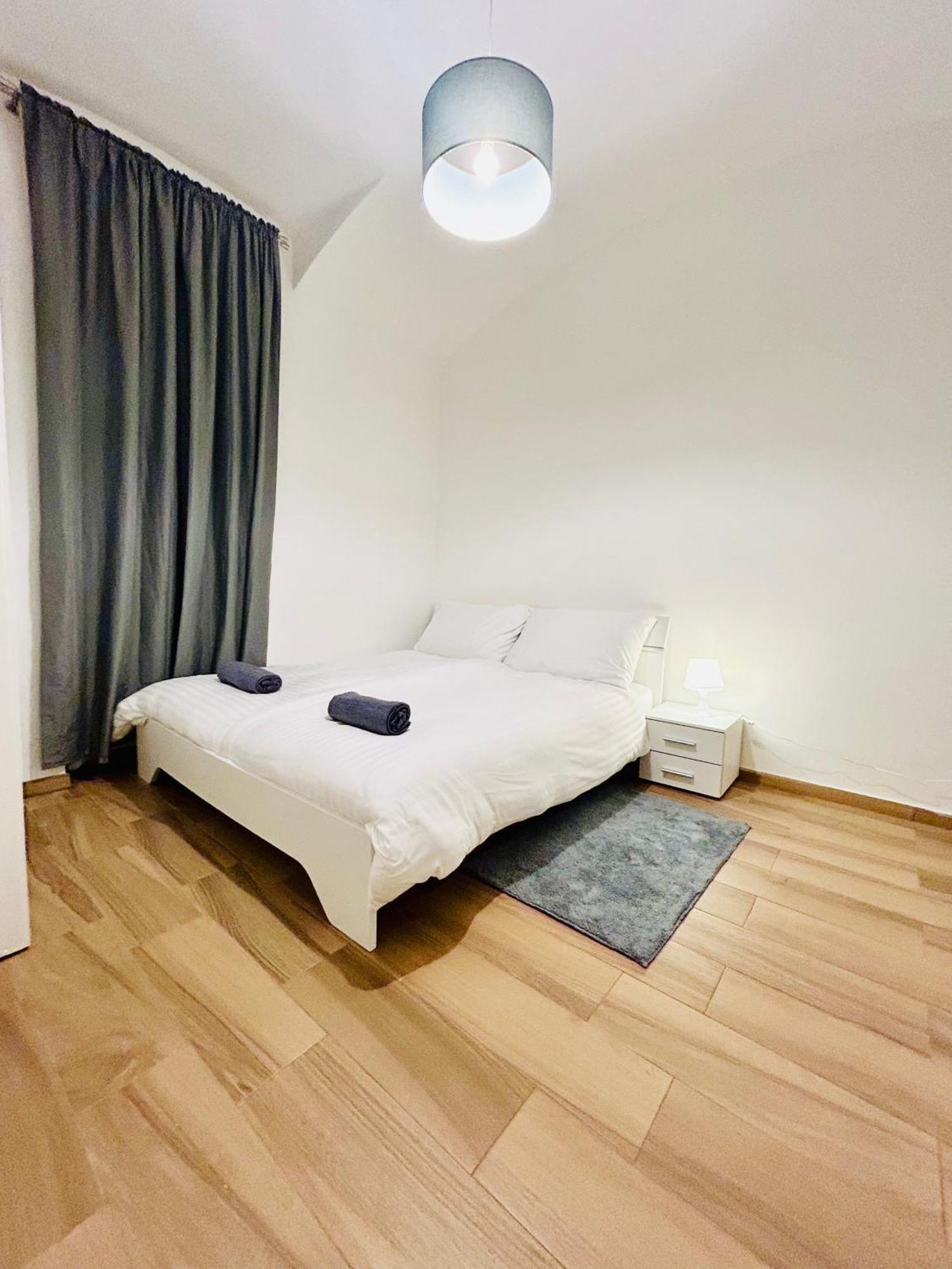 Cozy Design Right Next To Wenceslas Square Prag